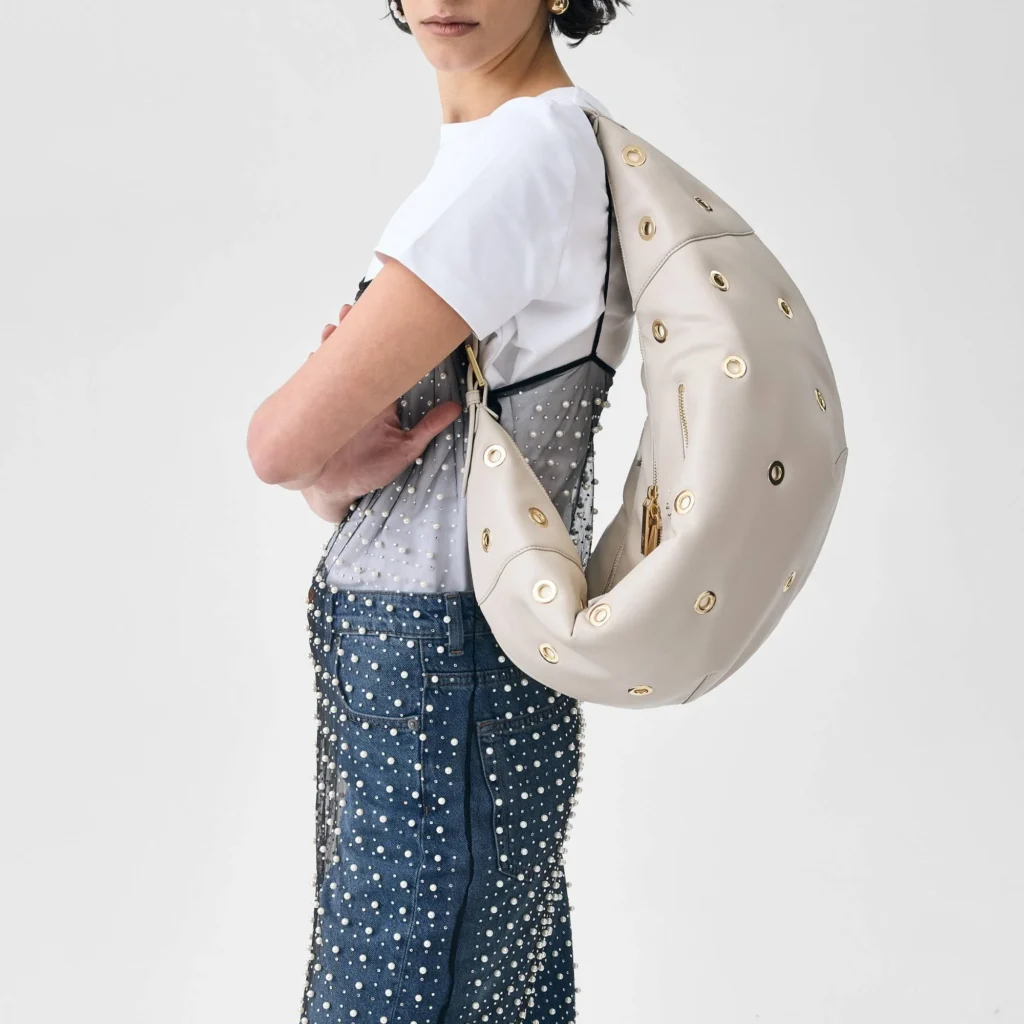 best handbags for women,statement shoulder bag, minimalist luxury bag